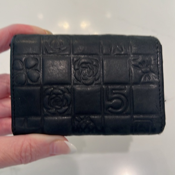 Chanel Precious Symbols Quilted Chocolate Bar Key Holder Case Black Lambskin - Picture 2 of 14